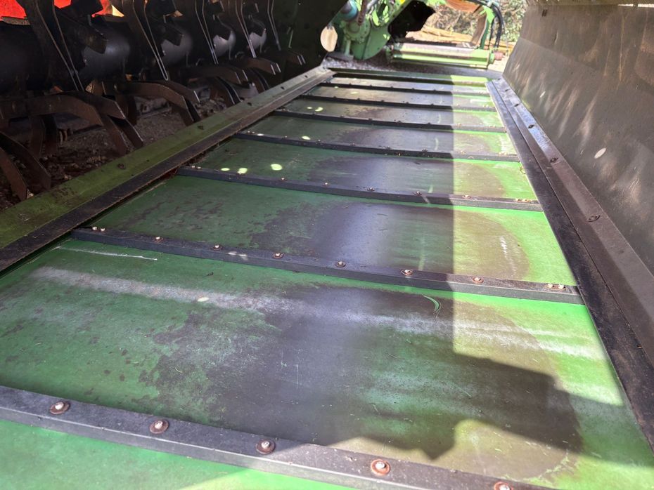 KRONE Easycut B 1000 CV og F 360 CV med bånd - Græsmaskiner - Skårlæggere/skivehøstere - 8