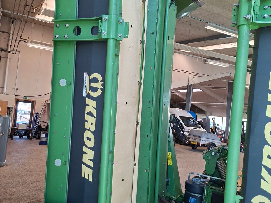 KRONE Easy Cut B 870 CV C   Easy Cut F 360 CV - Græsmaskiner - Skårlæggere/skivehøstere - 5