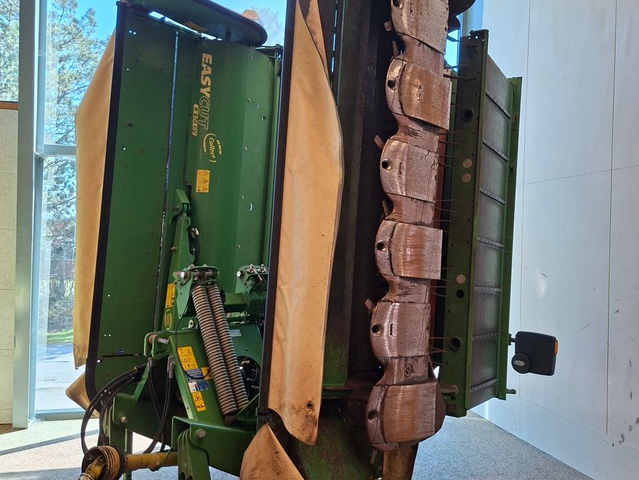 KRONE Easy Cut B 870 CV C   Easy Cut F 360 CV - Græsmaskiner - Skårlæggere/skivehøstere - 3