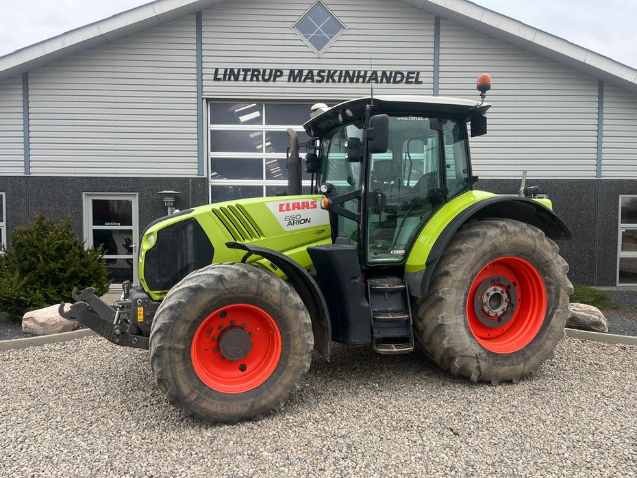 CLAAS ARION 650 Cebis med frontlift - Traktorer - Traktorer 4 wd - 1
