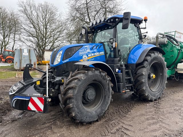 New Holland T7.225 AC