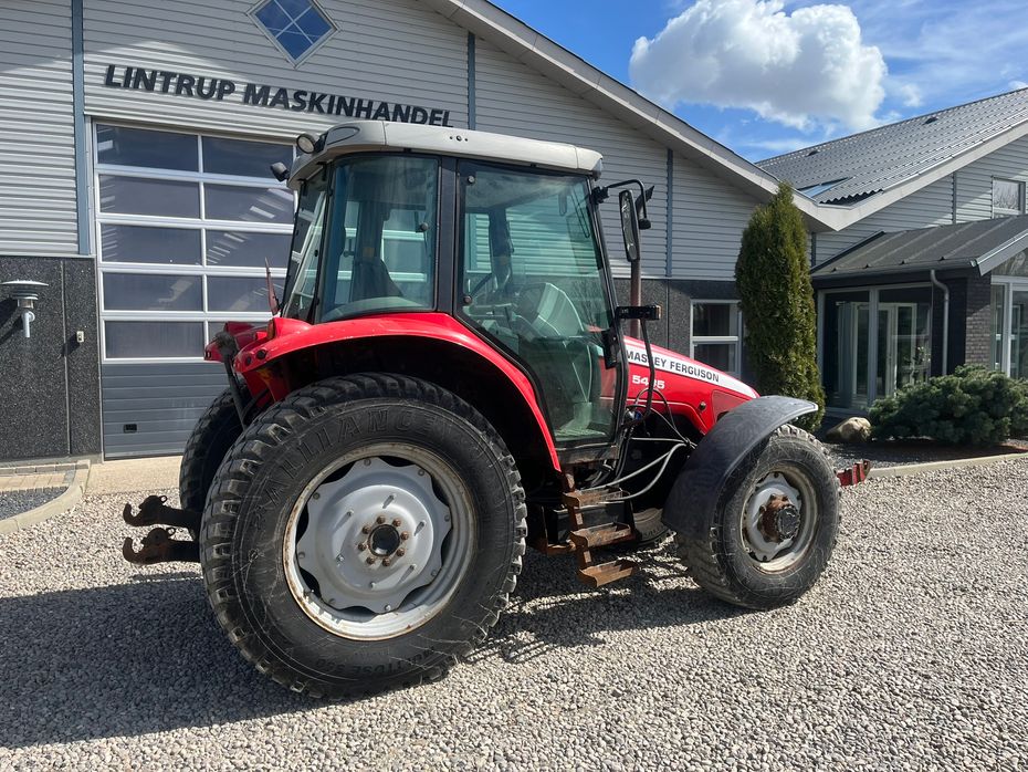 Massey Ferguson 5435 Stepnoose med frontlift - Traktorer - Traktorer 4 wd - 13