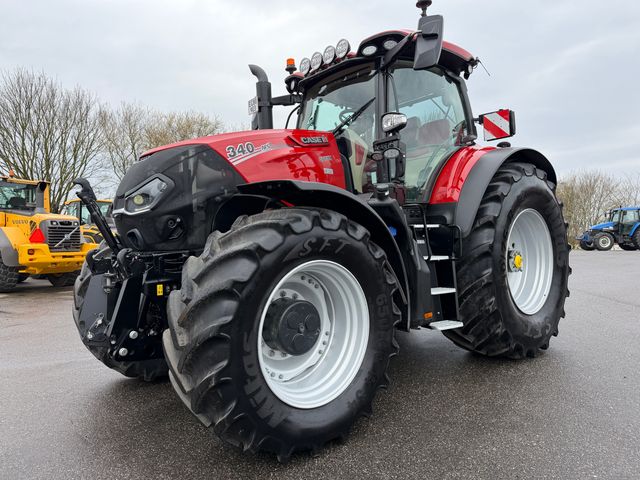 Case IH OPTUM 340 CVX.
