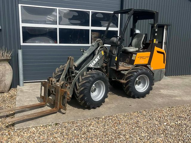 Giant V452T HD X-tra