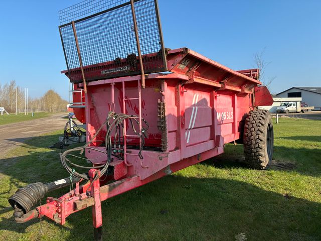 UM 95SLS m. overbygning