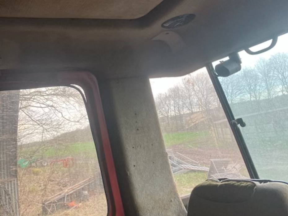 Case IH 1255 XLA MED FULDHYDRAULISK FRONTLÆSSER - Traktorer - Traktorer 4 wd - 5