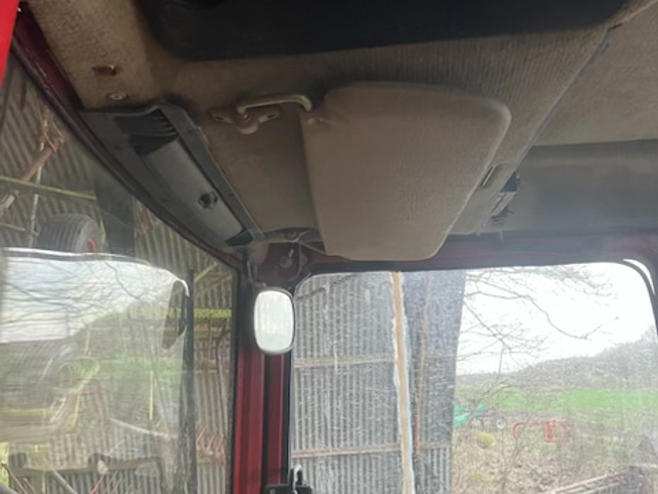 Case IH 1255 XLA MED FULDHYDRAULISK FRONTLÆSSER - Traktorer - Traktorer 4 wd - 6