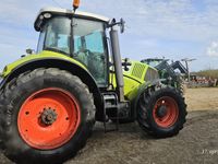 CLAAS AXION 840 C Matic med front pto og frontlift - Traktorer - Traktorer 4 wd - 6
