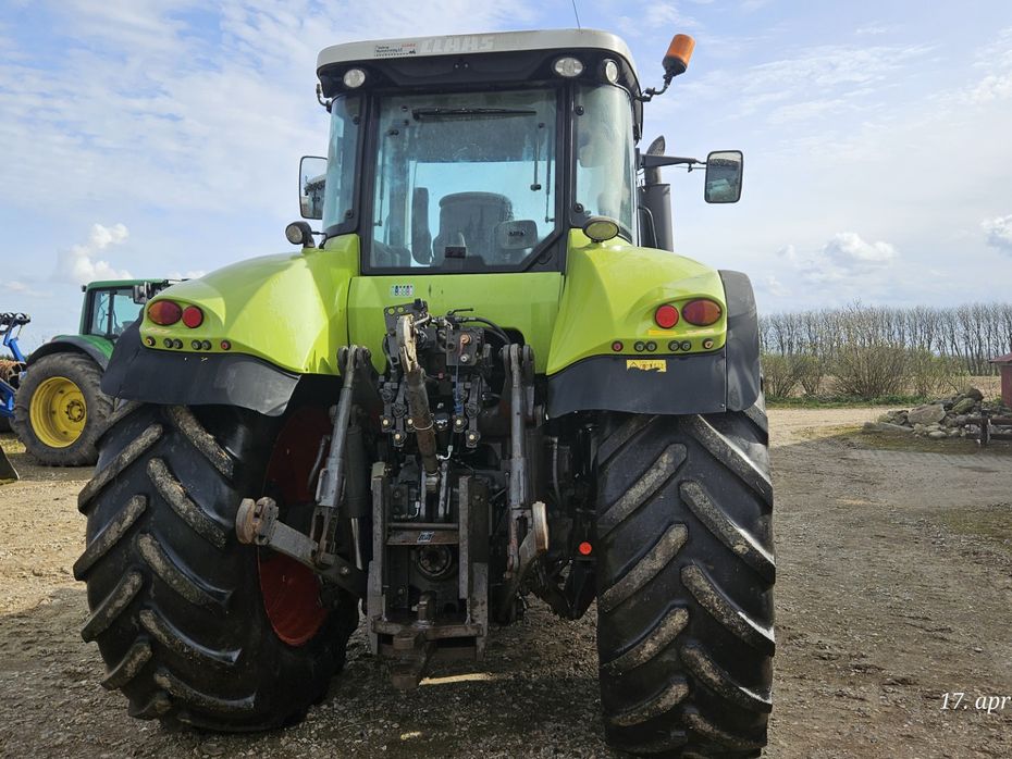 CLAAS AXION 840 C Matic med front pto og frontlift - Traktorer - Traktorer 4 wd - 3