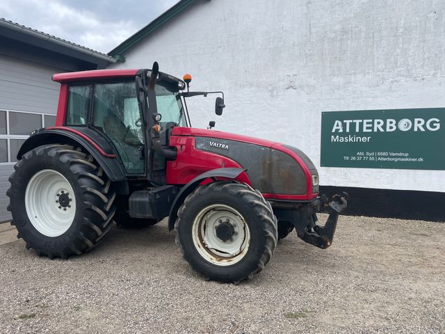 Valtra T131