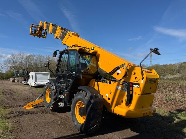 JCB 540-200