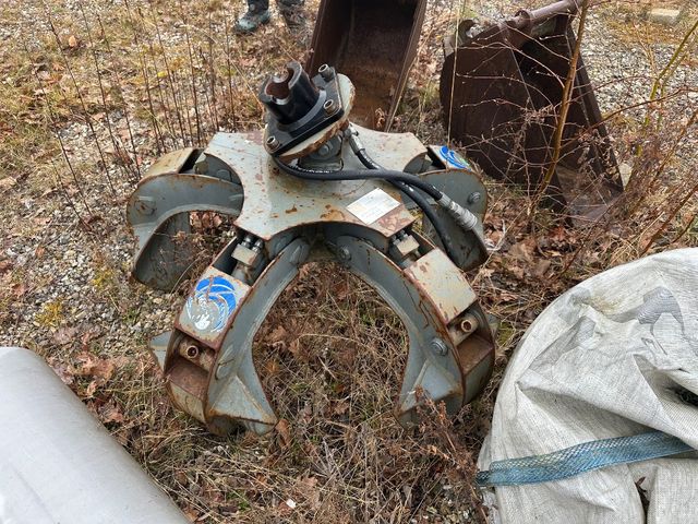 Sorter grab til kran 