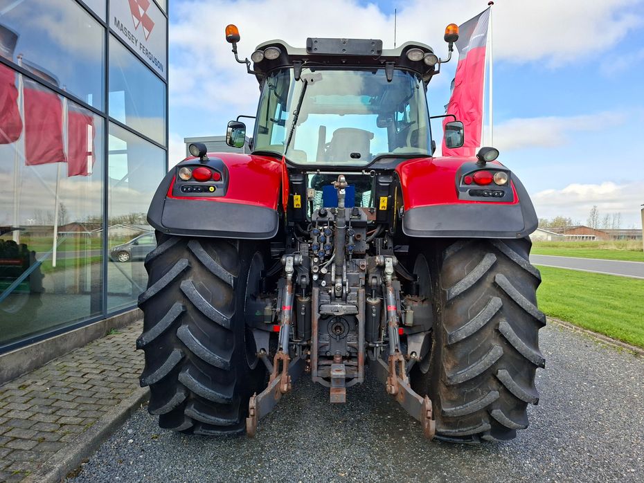 Massey Ferguson 8660 DYNA-VT - Traktorer - Traktorer 4 wd - 6