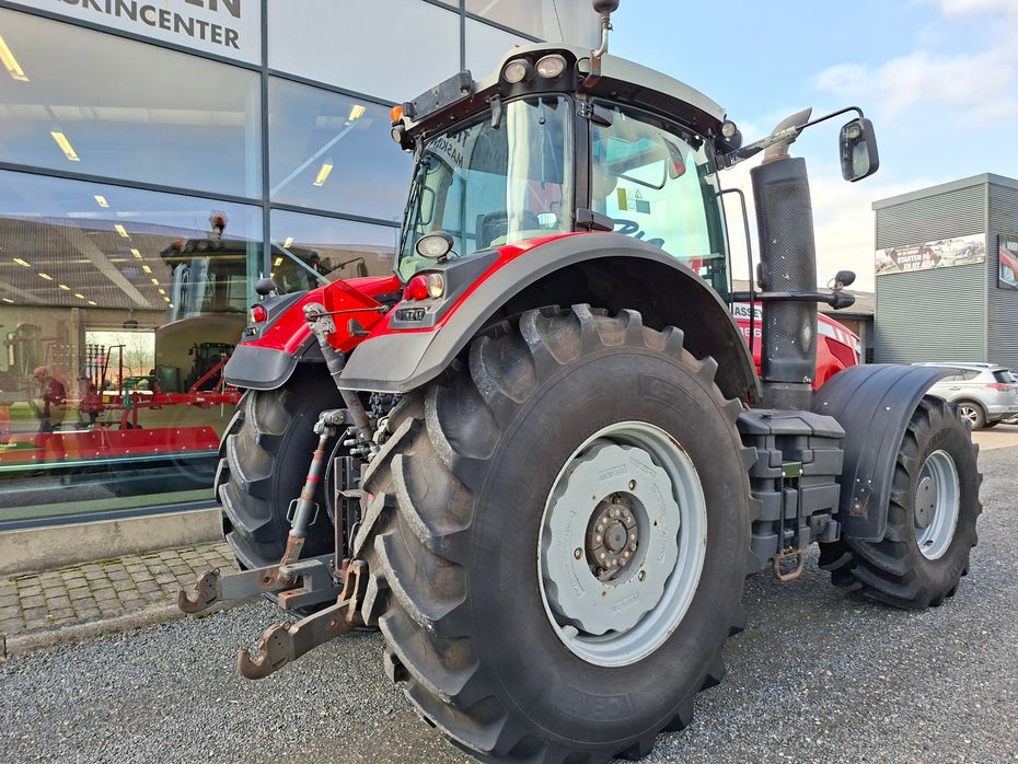 Massey Ferguson 8660 DYNA-VT - Traktorer - Traktorer 4 wd - 5