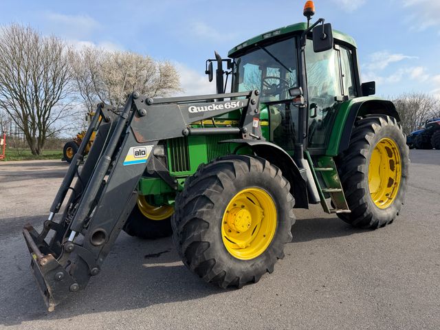 John Deere 6510