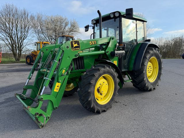 John Deere 5510