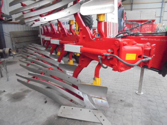 Pøttinger servo 45 M