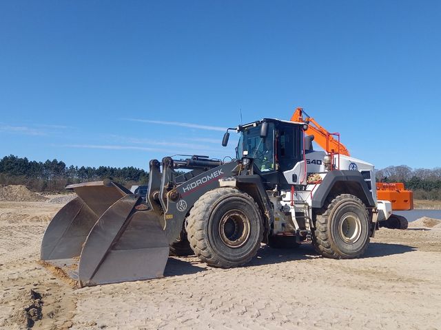 Hidromek 640 WL