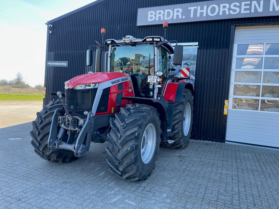 Massey Ferguson 8S.305 Dyna VT - Traktorer - Traktorer 4 wd - 2