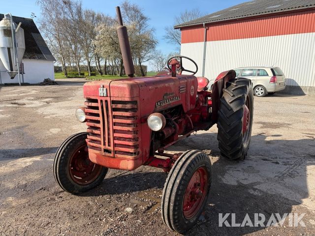 McCormick international B-250
