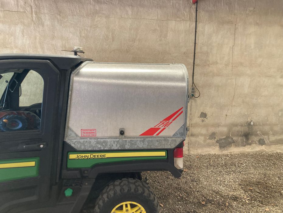 John Deere XUV865M - UTV - 1