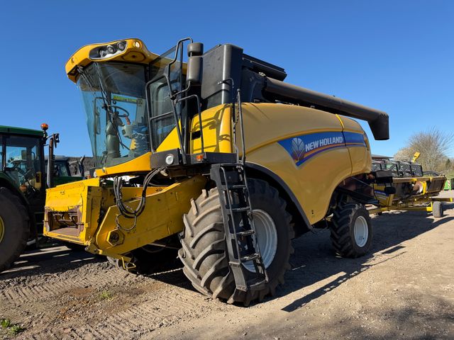 New Holland CX 6080