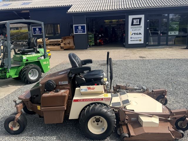 Grasshopper 725d