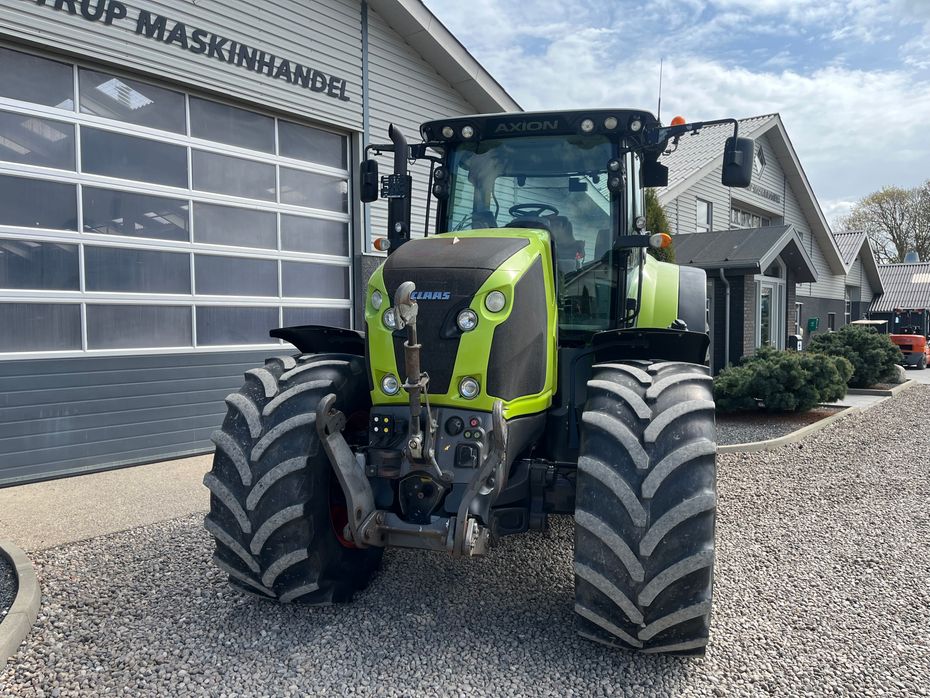 CLAAS AXION 850 Med frontlift og frontpto - Traktorer - Traktorer 4 wd - 12