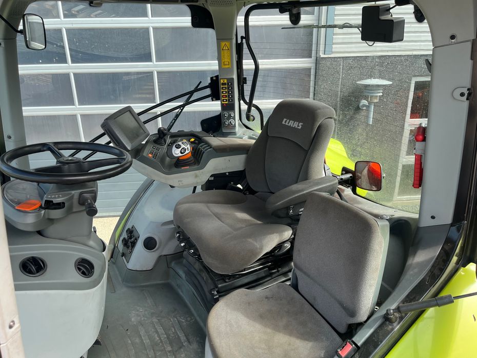 CLAAS AXION 850 Med frontlift og frontpto - Traktorer - Traktorer 4 wd - 7