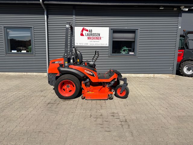 Kubota ZD1211