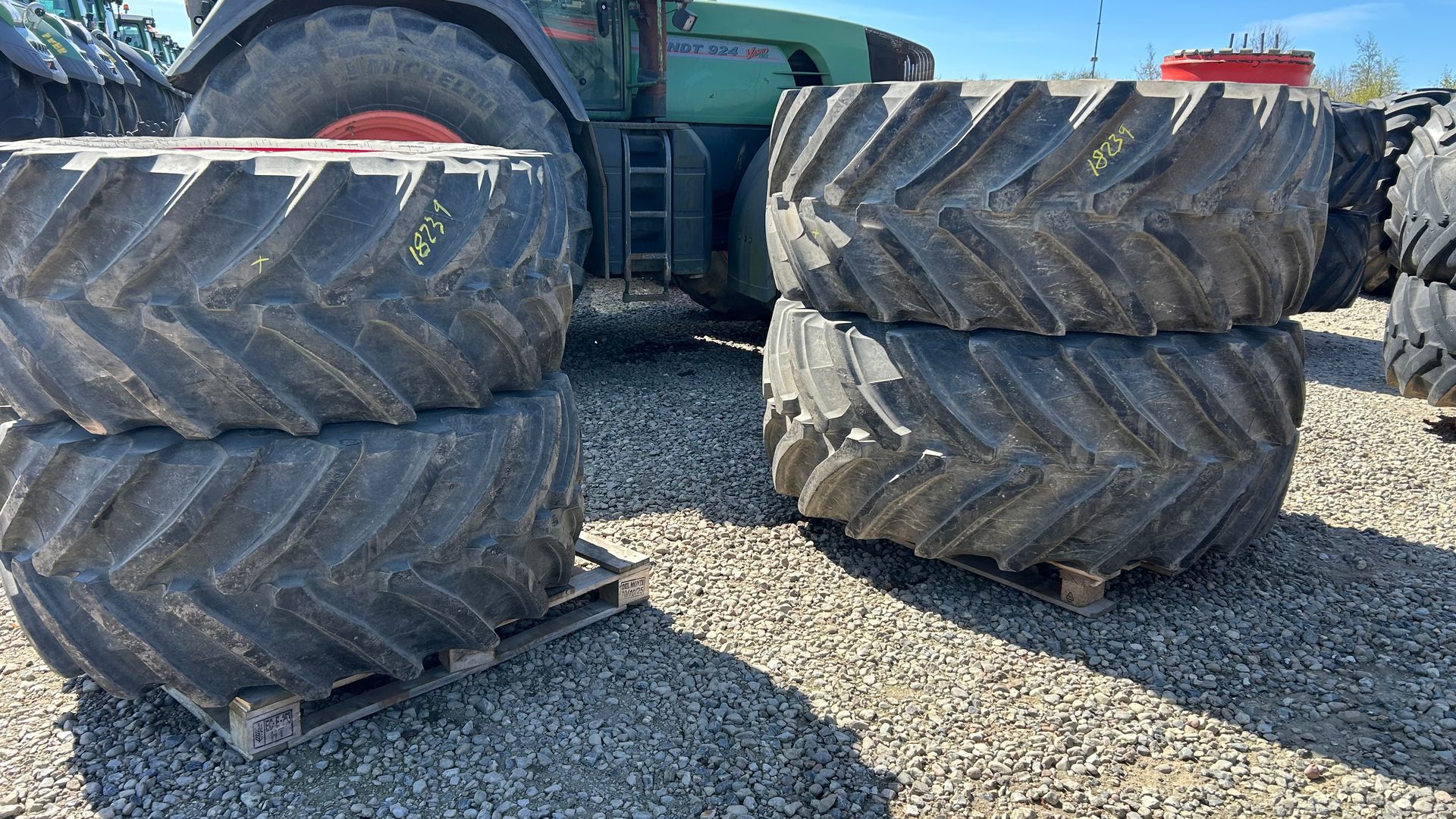 Trelleborg 710/60R42 + 600/60R30 VF
