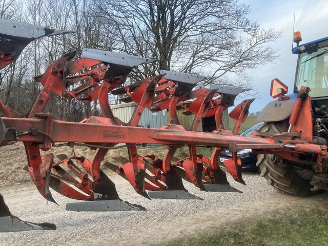 Kuhn VARIMASTER 152