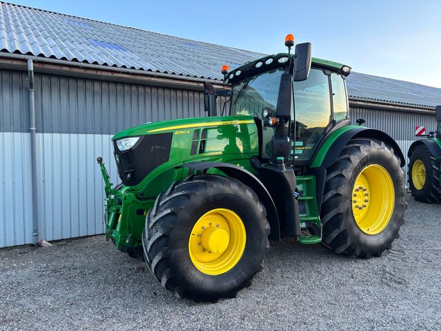 John Deere 6250R Ultimate Edition
