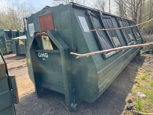 Lukket container 6m 10246