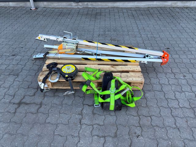 Safety Tripod TM-9