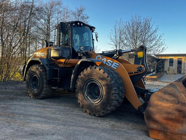 Case 921G