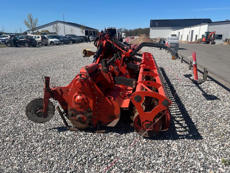 Kuhn fræser 6 mtr.  Med tandpakker EL402 - 6 mtr. - Jordbearbejdning - Fræsere - 7