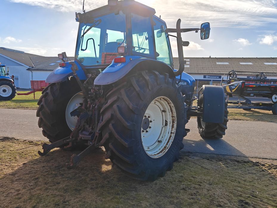New Holland TM 165 - Traktorer - Traktorer 4 wd - 3