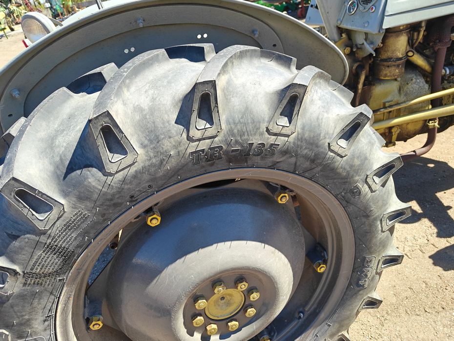 Ferguson 31 - Traktorer - Traktorer 2 wd - 7