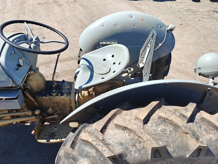 Ferguson 31 - Traktorer - Traktorer 2 wd - 15