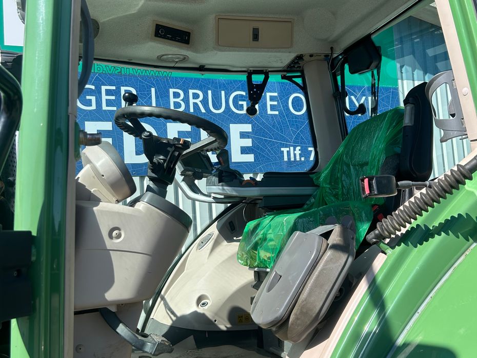 Fendt 927 Vario SCR Profi - Traktorer - Traktorer 4 wd - 9