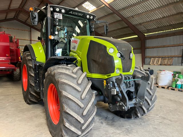 CLAAS AXION 830 CEBIS