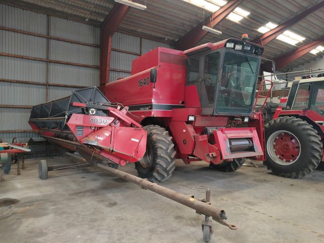 Case IH Axial-Flow 1640