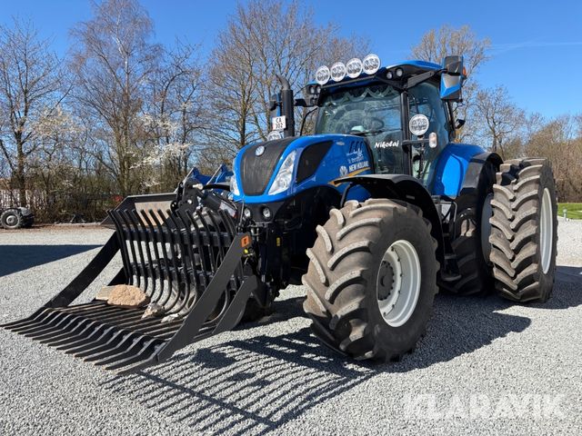 New Holland T7.230