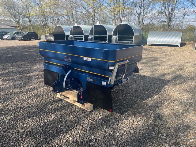 Bogballe M35 Base 1800 LTR