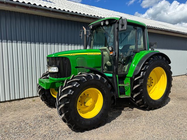John Deere 6420