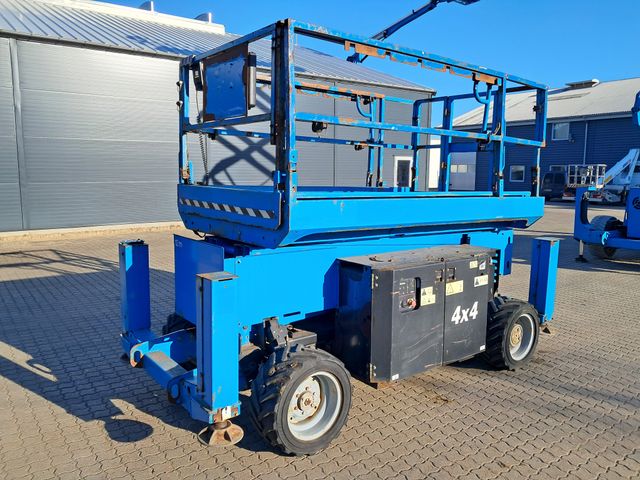 Genie GS-3365 RT 12 m terrængående saxlift