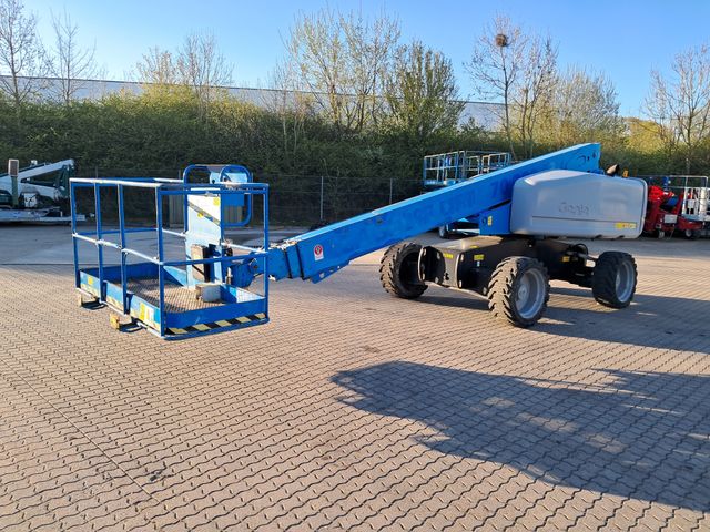 Genie Teleskopbomlift S-60 HC