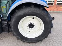 New Holland T5.90 + Stoll 685LA - Traktorer - Traktorer 4 wd - 8