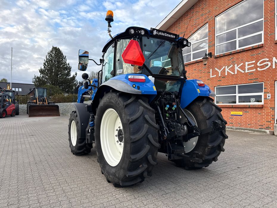 New Holland T5.90 + Stoll 685LA - Traktorer - Traktorer 4 wd - 7